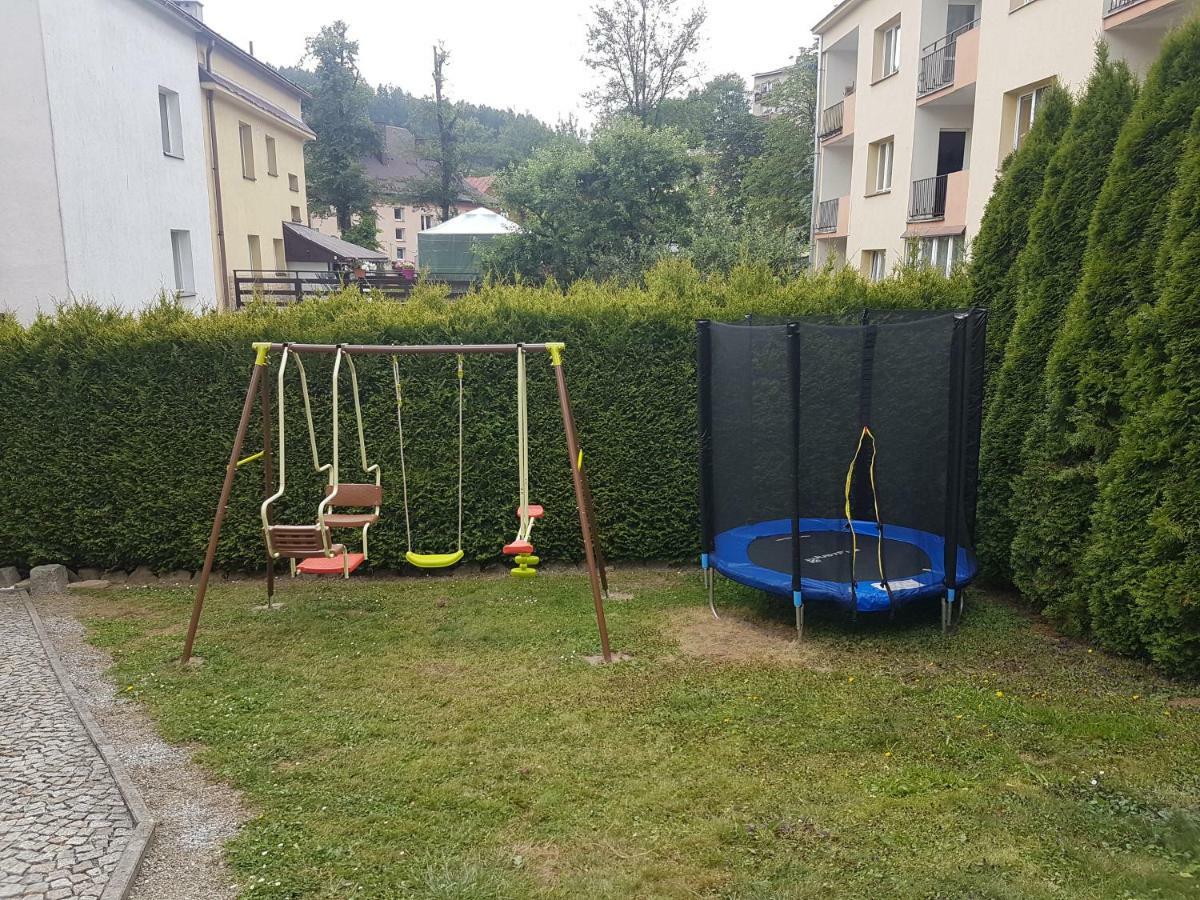 Willa Pod Zegarem - W Cenie Parking, Szybkie Wifi, Duzy Ogrod, Wiata Grilowa! 克雷尼察 外观 照片